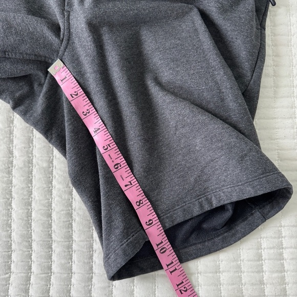 Lululemon City Sweat Short 9.5" - Picture 12 of 12